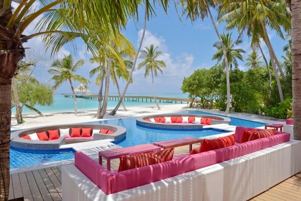 Breeze Pool Bar